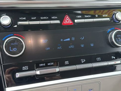 Used 2026 Hyundai Santa Fe SE AWD/4WD image 20