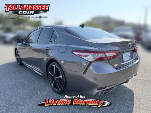 Used 2020 Toyota Camry XSE FWD image 7