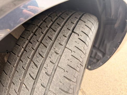 Used 2016 Dodge Challenger SXT w/ Cold Weather Group image 13