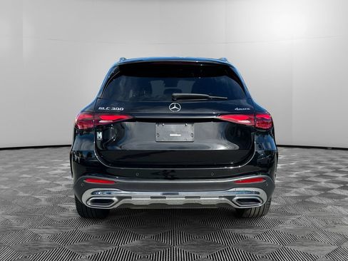 Used 2023 Mercedes-Benz GLC 300 4MATIC image 4