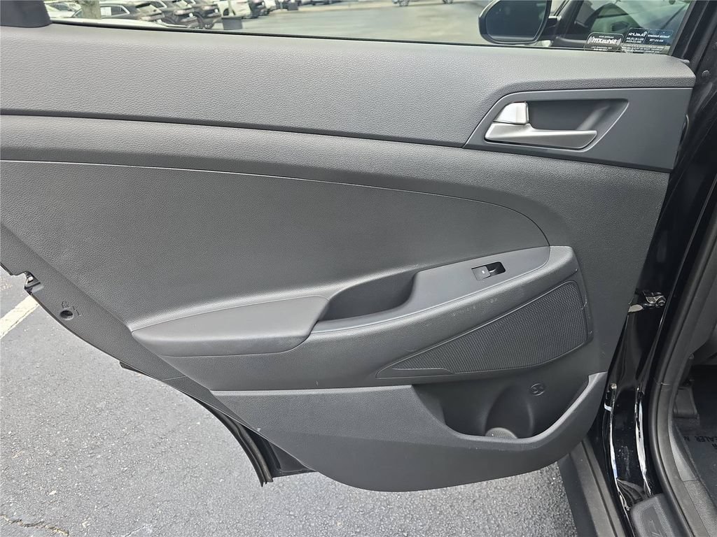 Used 2019 Hyundai Tucson Value FWD image 9