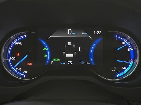 Used 2021 Toyota RAV4 SE image 19