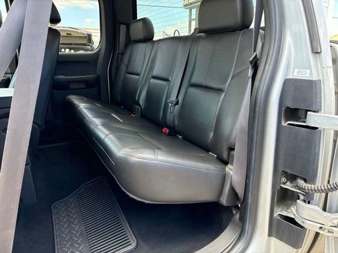 Used 2011 Chevrolet Silverado 3500 LT w/ Interior Plus Package AWD/4WD image 22
