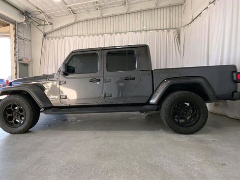 Used 2021 Jeep Gladiator Overland w/ Popular Equipment Package image 26