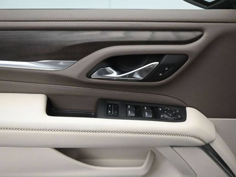 Used 2023 GMC Yukon Denali w/ Advanced Technology Package AWD/4WD image 8