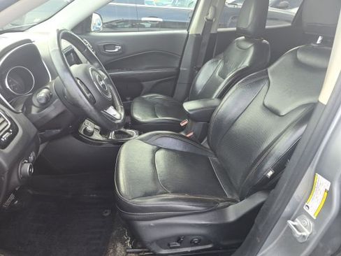 Used 2018 Jeep Compass Limited image 8