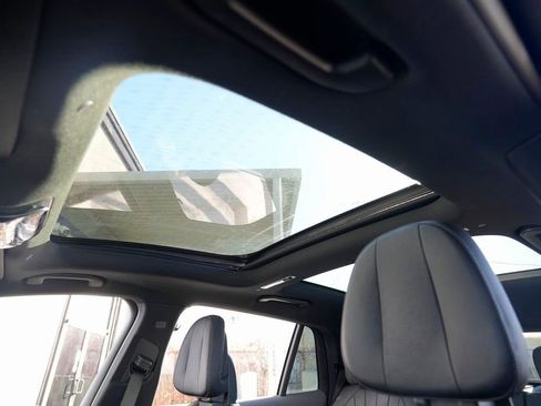 Used 2023 Mercedes-Benz EQS 450+ SUV image 18