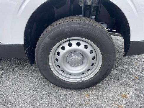 New 2025 Ford Maverick XL image 21