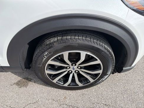 Used 2025 Ford Explorer ST-Line image 26