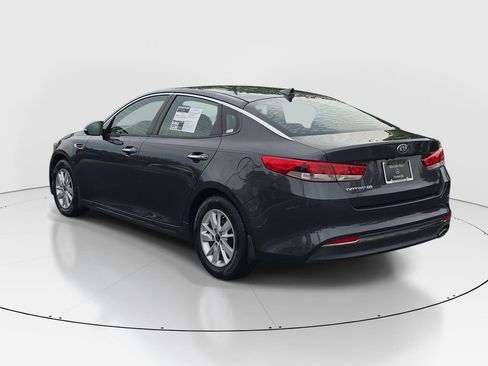 Used 2017 Kia Optima LX FWD image 7