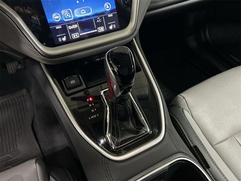 Certified 2020 Subaru Outback Limited image 22