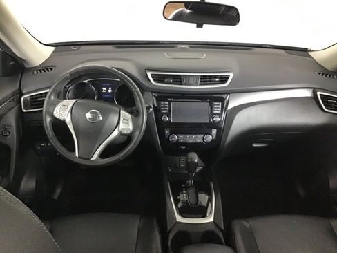 Used 2016 Nissan Rogue SL w/ SL Premium Package image 16