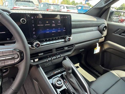 New 2026 Chevrolet Colorado Trail Boss AWD/4WD image 5