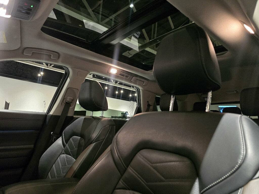Used 2025 Nissan Pathfinder Platinum w/ Cargo Package FWD image 19