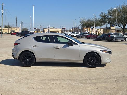 Used 2025 MAZDA MAZDA3 s Sport image 2