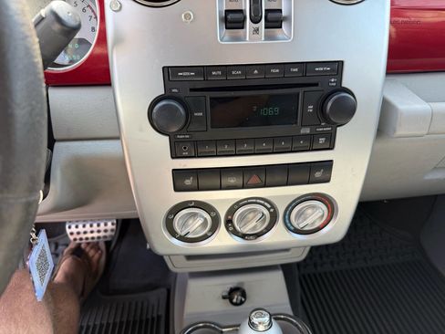 Used 2006 Chrysler PT Cruiser Limited image 18