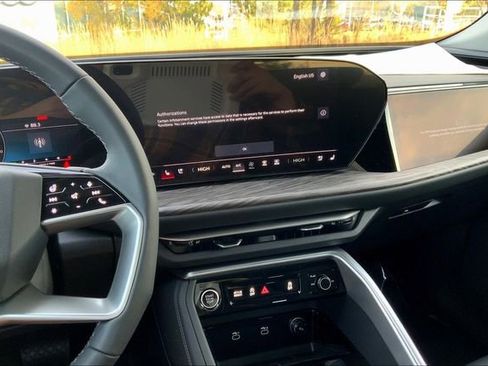 New 2025 Audi Q5 Prestige image 6