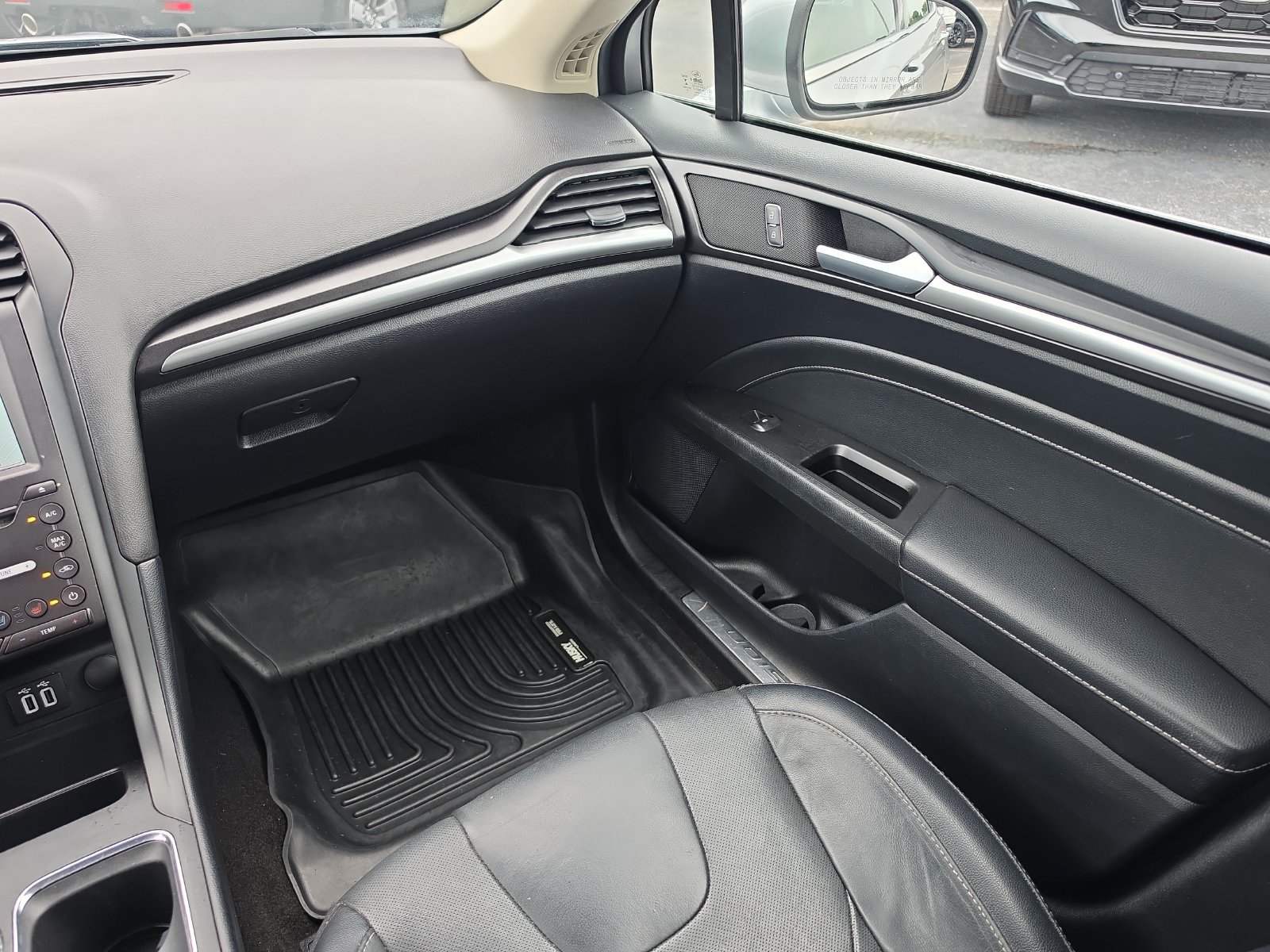 Used 2020 Ford Fusion Titanium AWD/4WD image 12