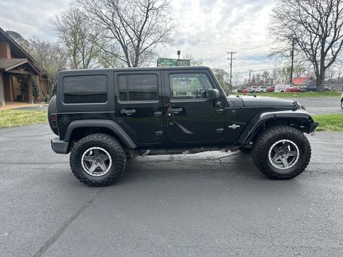 Used 2014 Jeep Wrangler Sport image 5
