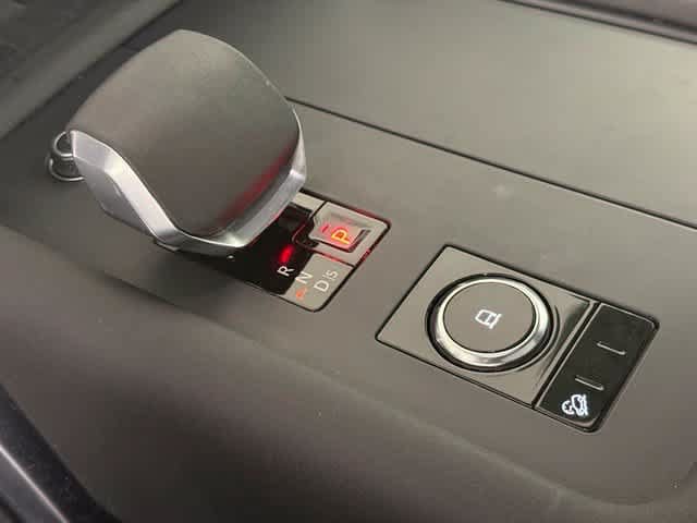 Used 2023 Land Rover Discovery S R-Dynamic AWD/4WD image 30