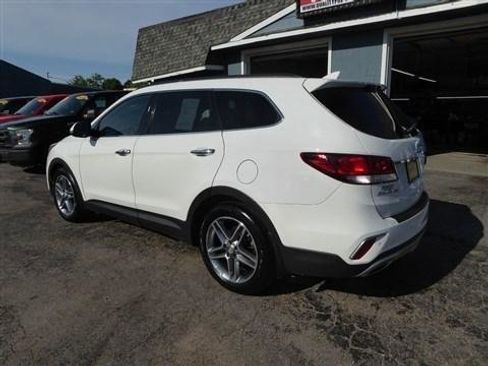 Used 2017 Hyundai Santa Fe AWD w/ Cargo Package image 8