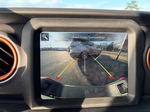 Used 2023 Jeep Gladiator Mojave w/ LED Lighting Group image 17