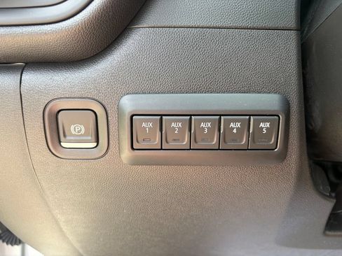 Used 2026 Chevrolet Silverado 3500 W/T w/ WT Convenience Package AWD/4WD image 5