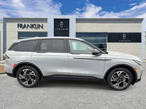 New 2026 Lincoln Nautilus Premier w/ Equipment Group 102A AWD/4WD image 8