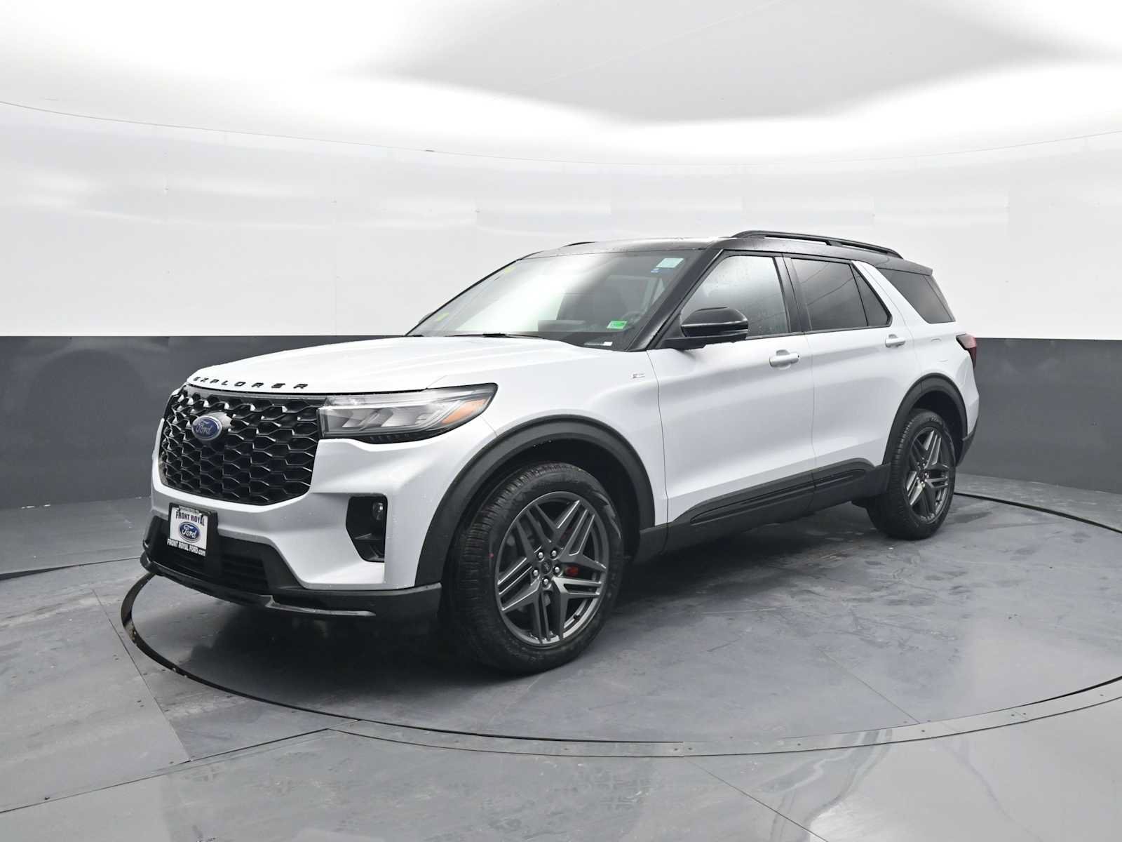 New 2026 Ford Explorer ST-Line w/ ST-Line Street Pack AWD/4WD image 4