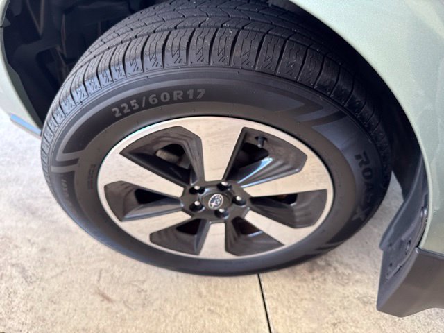 Used 2018 Subaru Forester 2.5i Premium w/ All-Weather Package AWD/4WD image 33