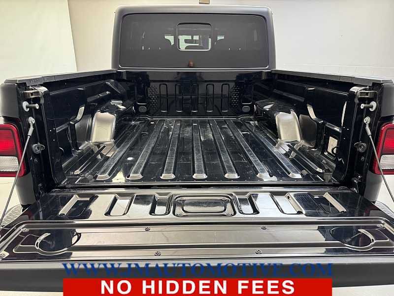 Used 2022 Jeep Gladiator Sport AWD/4WD image 11