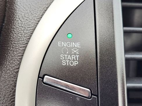 Used 2019 Lincoln MKC Select w/ Select Plus Package AWD/4WD image 12