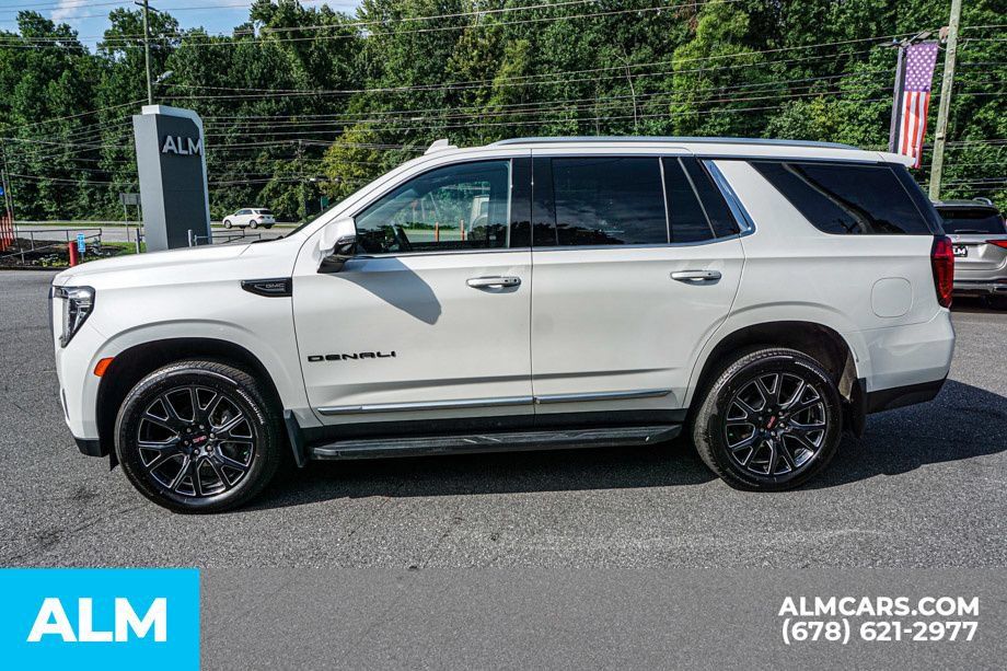 Used 2024 GMC Yukon Denali AWD/4WD image 6