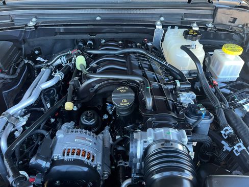 Certified 2022 Jeep Gladiator Rubicon w/ LED Lighting Group image 22