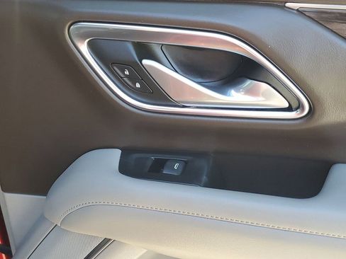 Used 2022 Chevrolet Tahoe Z71 w/ Luxury Package image 49