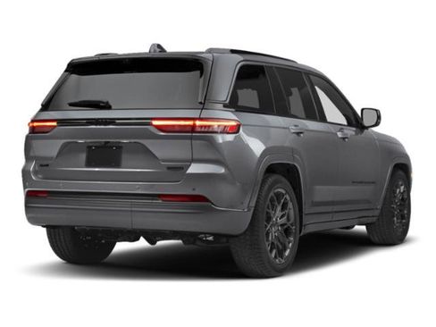 New 2026 Jeep Grand Cherokee Summit AWD/4WD image 4