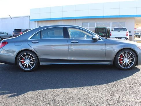 Used 2019 Mercedes-Benz S 63 AMG S 4MATIC Sedan image 2