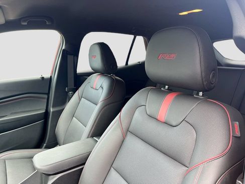 Used 2024 Chevrolet Trax RS FWD image 20