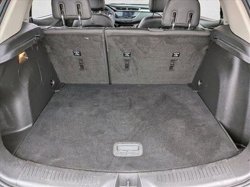 Used 2022 Buick Encore GX Select w/ Sport Touring Package image 6