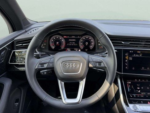 Used 2025 Audi Q7 3.0T Premium Plus w/ Premium Plus Package AWD/4WD image 10