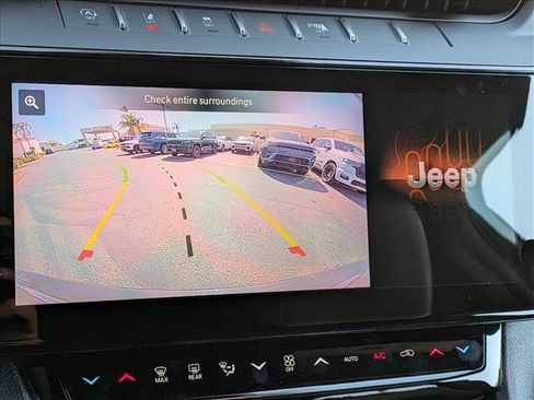 New 2026 Jeep Grand Cherokee Altitude AWD/4WD image 16