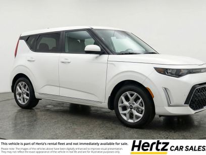 Used 2025 Kia Soul LX w/ LX Technology Package