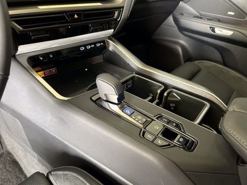 Certified 2026 Lexus TX 350 AWD w/ Technology Package image 21