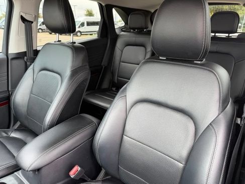 Used 2022 Ford Escape SEL FWD image 11