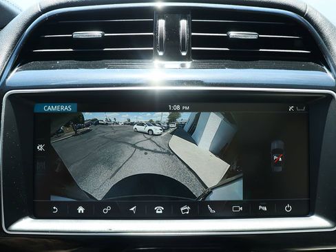 Used 2019 Jaguar F-PACE Prestige image 54