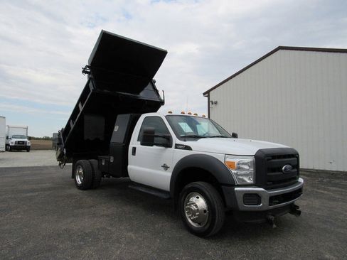 Used 2015 Ford F550 2WD Regular Cab Super Duty image 35