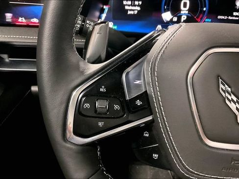Used 2026 Chevrolet Corvette Stingray Preferred Cpe w/ Z51 Performance Package RWD image 17