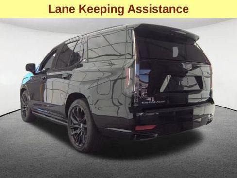 Used 2021 Cadillac Escalade Sport w/ Driver Assist Tech Package AWD/4WD image 8