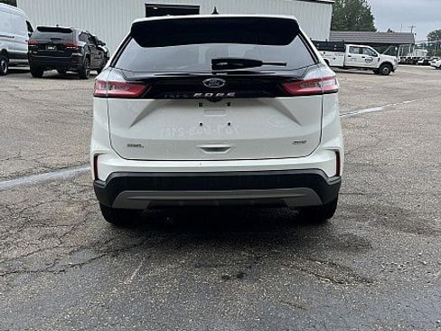 Used 2024 Ford Edge SEL w/ Convenience Package AWD/4WD image 6