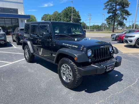 Used 2015 Jeep Wrangler Unlimited Rubicon w/ Dual Top Group AWD/4WD image 7